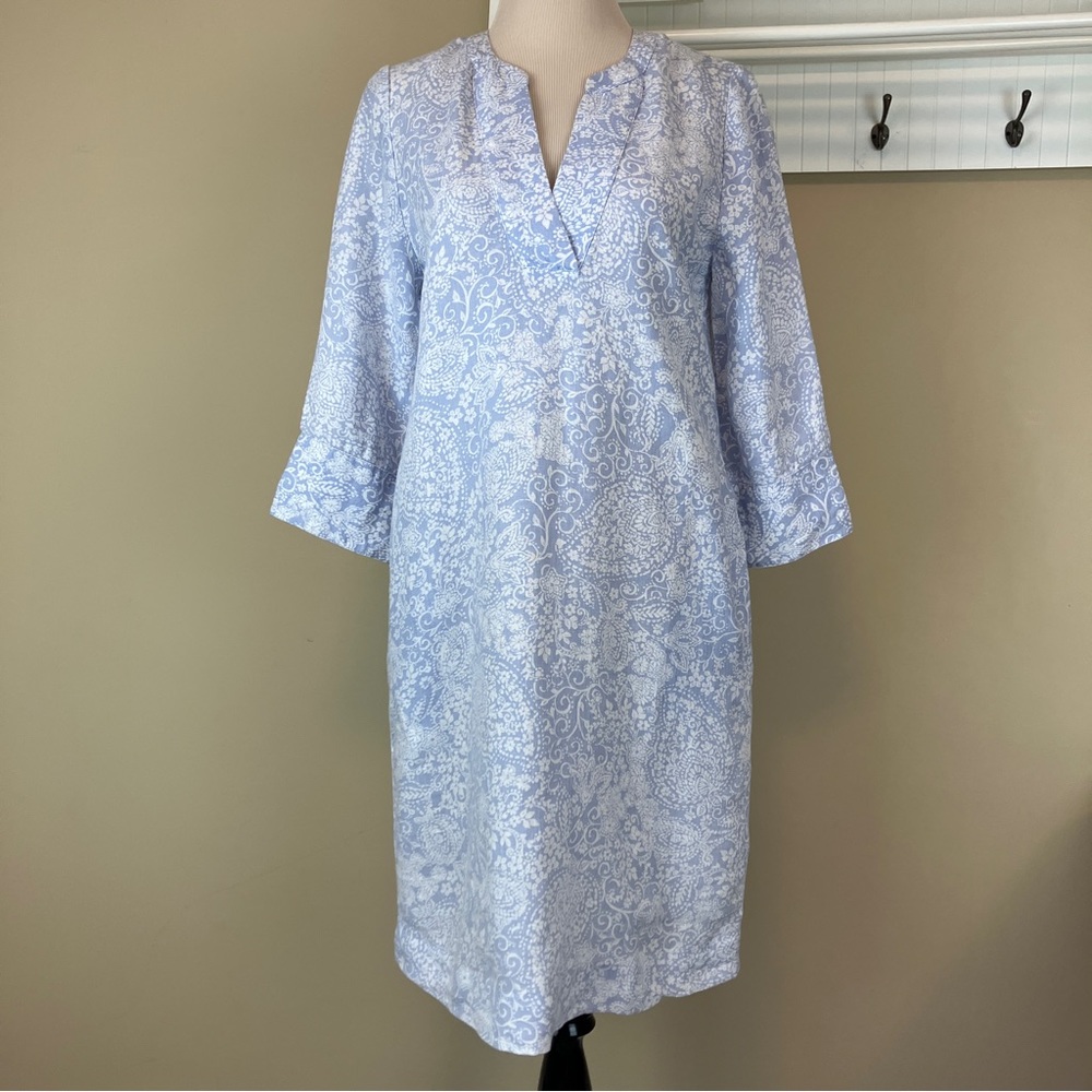 Chico’s 100% Linen Mini V-neck 3/4 Sleeve 
White £ Light Blue pattern Dress